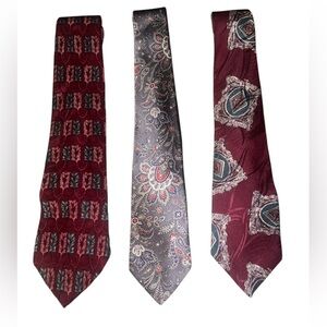 Oscar de la Renta Couture 100% Silk Red Grey Navy Green Paisley Abstract Tie Set
